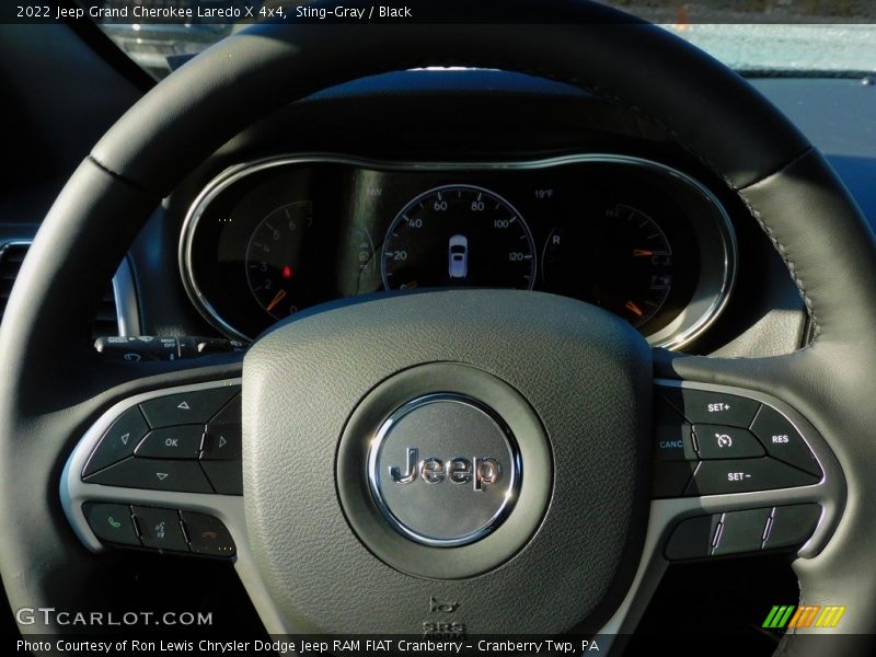 Sting-Gray / Black 2022 Jeep Grand Cherokee Laredo X 4x4