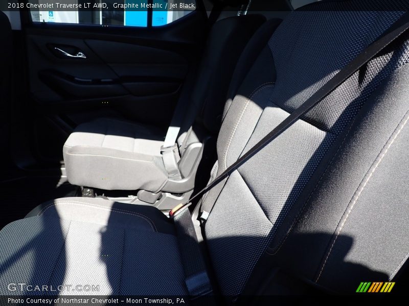Graphite Metallic / Jet Black 2018 Chevrolet Traverse LT AWD