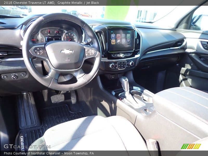 Graphite Metallic / Jet Black 2018 Chevrolet Traverse LT AWD