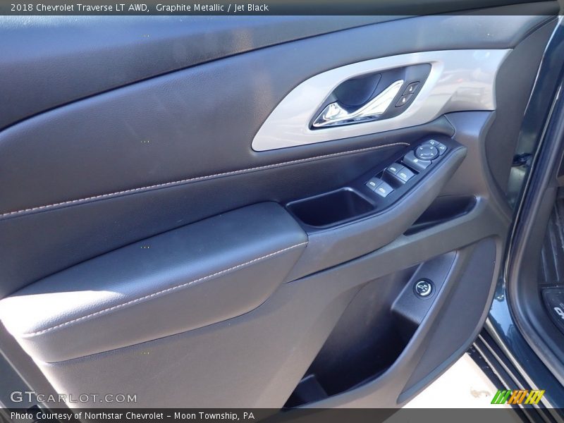 Graphite Metallic / Jet Black 2018 Chevrolet Traverse LT AWD