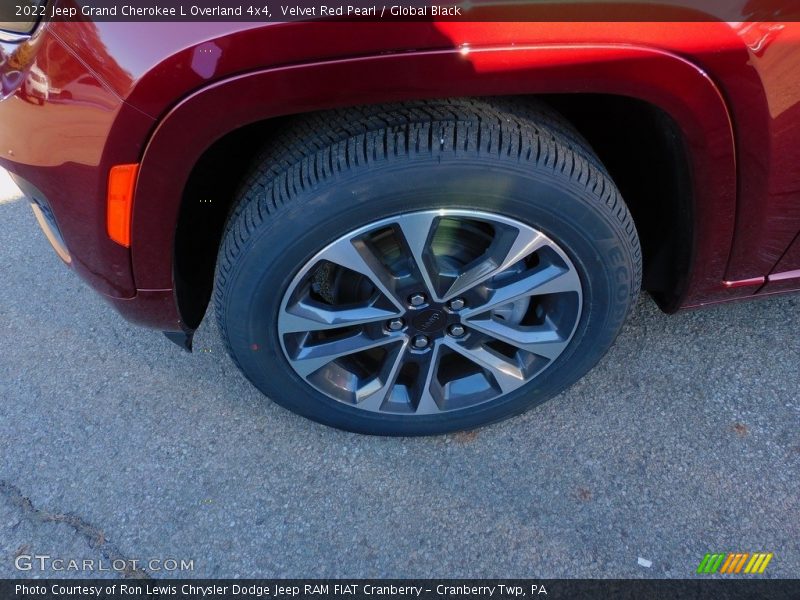 Velvet Red Pearl / Global Black 2022 Jeep Grand Cherokee L Overland 4x4