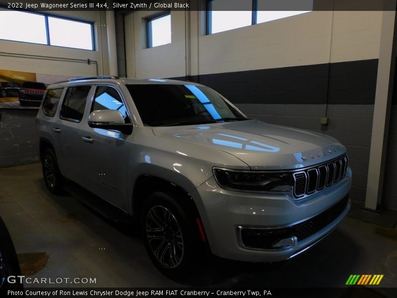 Silver Zynith / Global Black 2022 Jeep Wagoneer Series III 4x4
