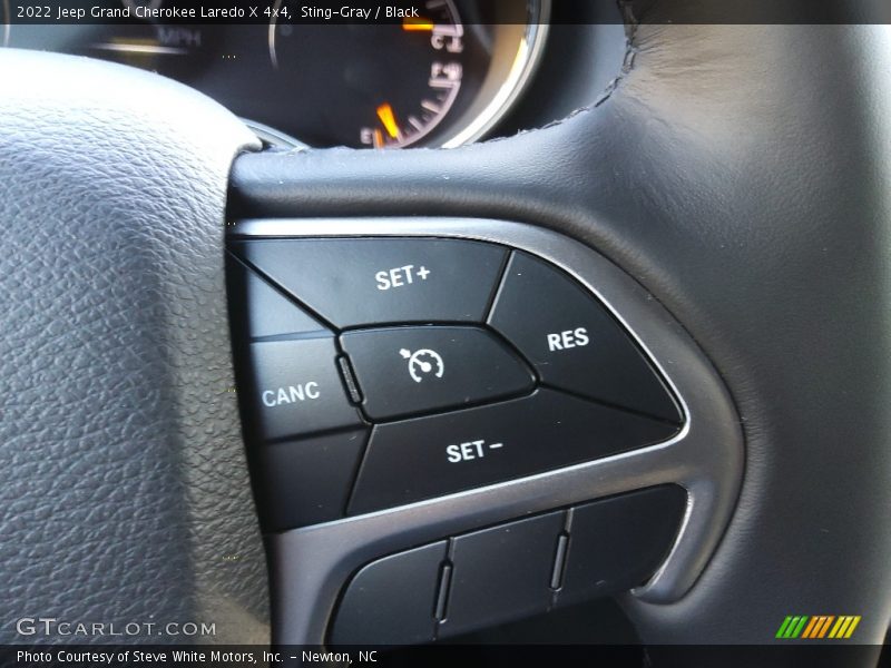  2022 Grand Cherokee Laredo X 4x4 Steering Wheel