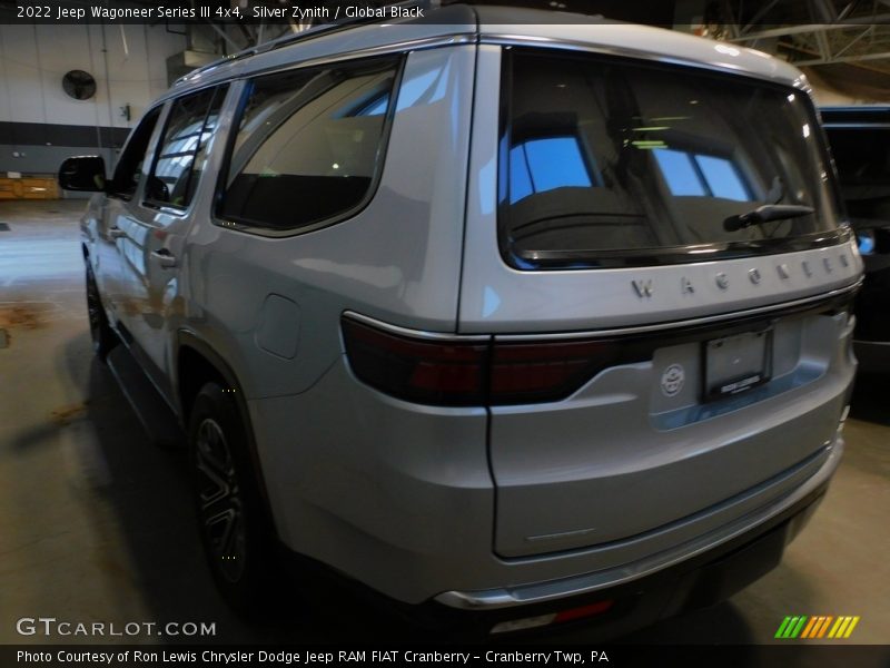 Silver Zynith / Global Black 2022 Jeep Wagoneer Series III 4x4