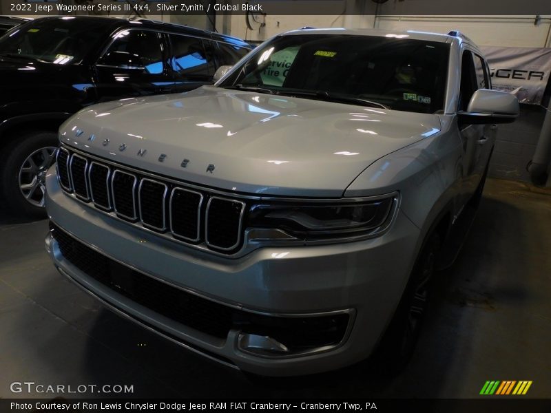 Silver Zynith / Global Black 2022 Jeep Wagoneer Series III 4x4