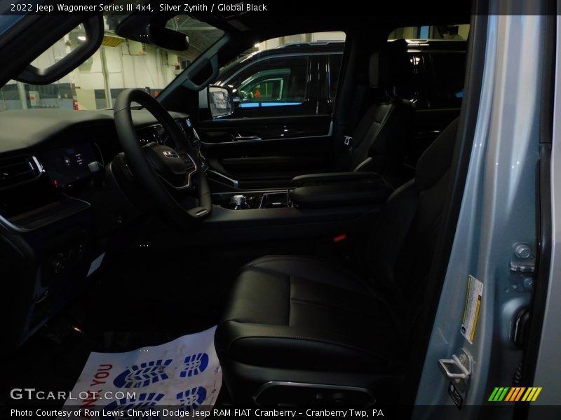 Silver Zynith / Global Black 2022 Jeep Wagoneer Series III 4x4