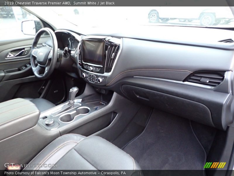 Summit White / Jet Black 2019 Chevrolet Traverse Premier AWD