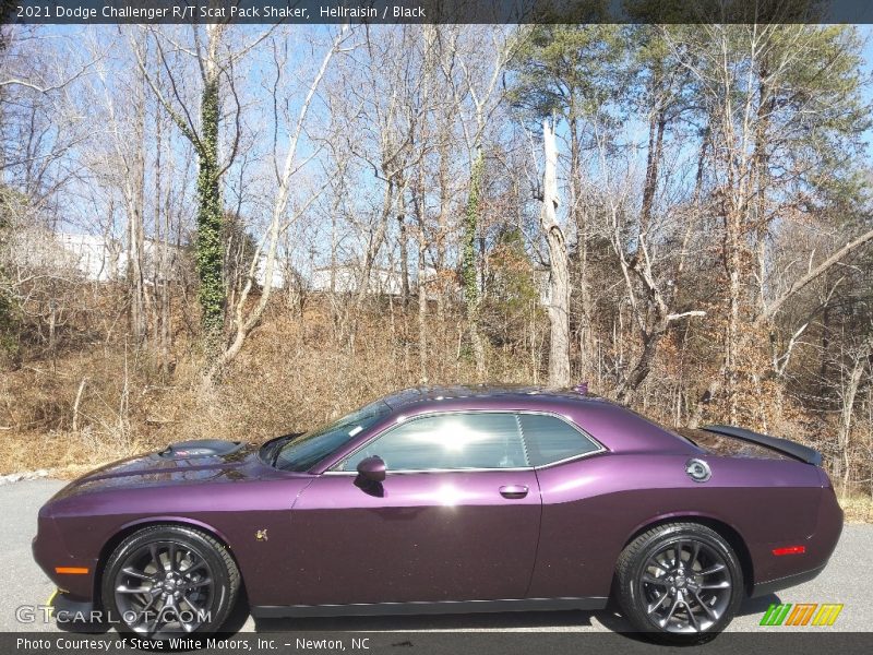Hellraisin / Black 2021 Dodge Challenger R/T Scat Pack Shaker