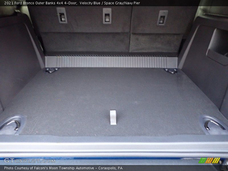 Velocity Blue / Space Gray/Navy Pier 2021 Ford Bronco Outer Banks 4x4 4-Door