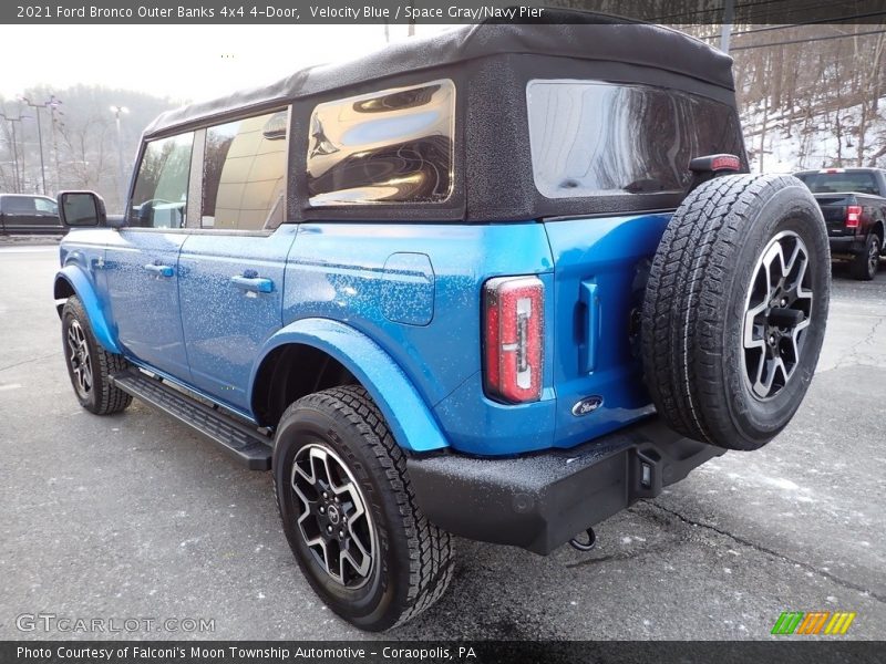 Velocity Blue / Space Gray/Navy Pier 2021 Ford Bronco Outer Banks 4x4 4-Door