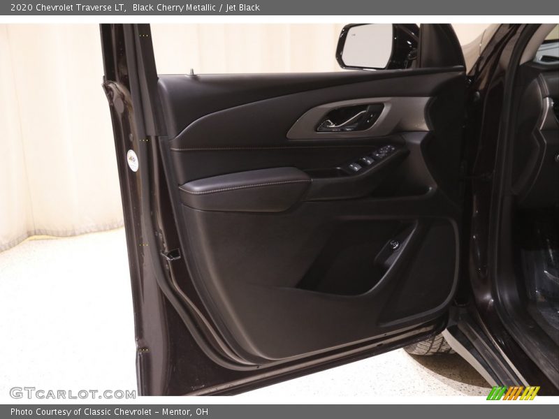 Black Cherry Metallic / Jet Black 2020 Chevrolet Traverse LT
