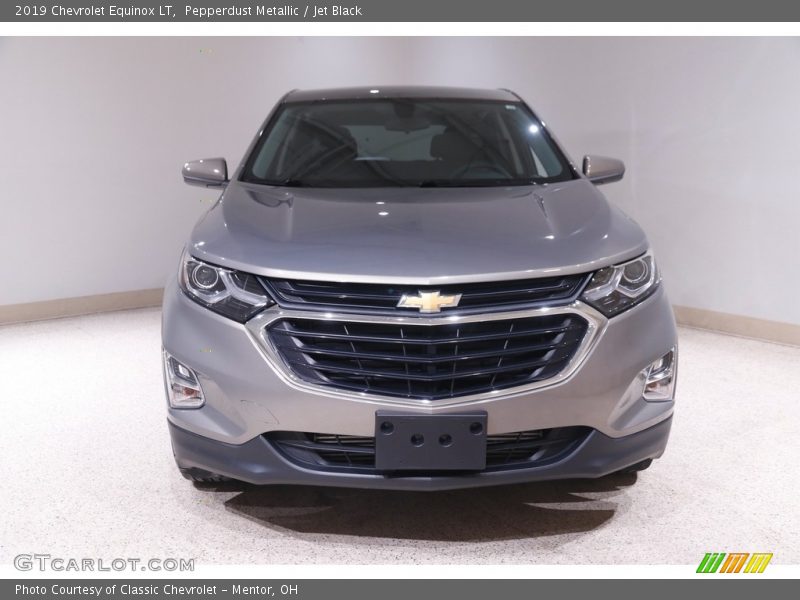 Pepperdust Metallic / Jet Black 2019 Chevrolet Equinox LT