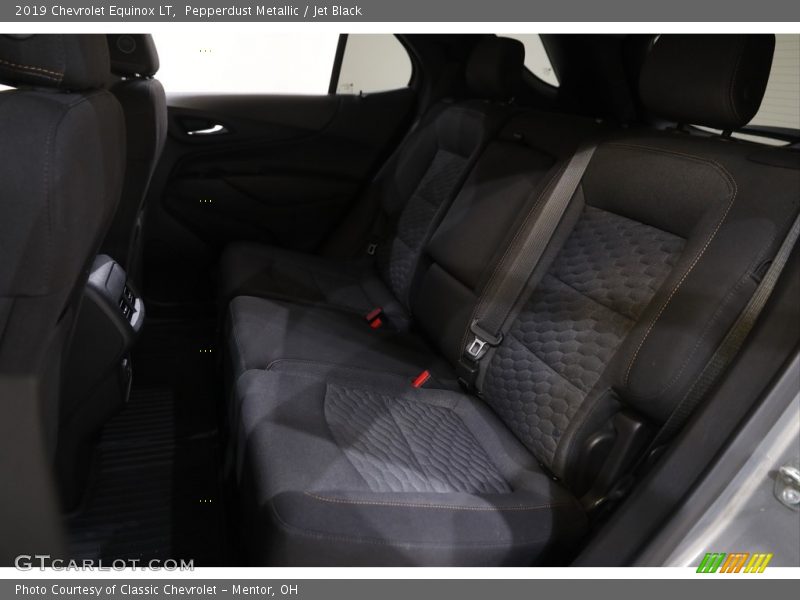 Pepperdust Metallic / Jet Black 2019 Chevrolet Equinox LT