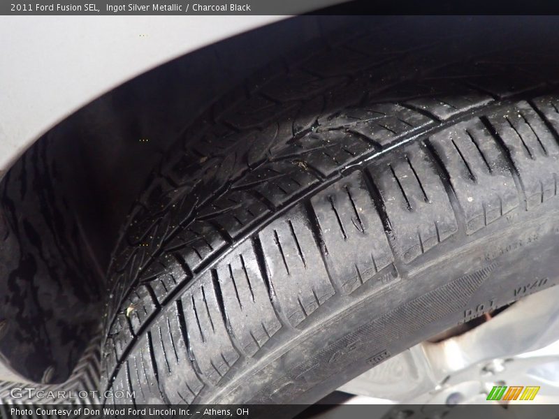 Ingot Silver Metallic / Charcoal Black 2011 Ford Fusion SEL