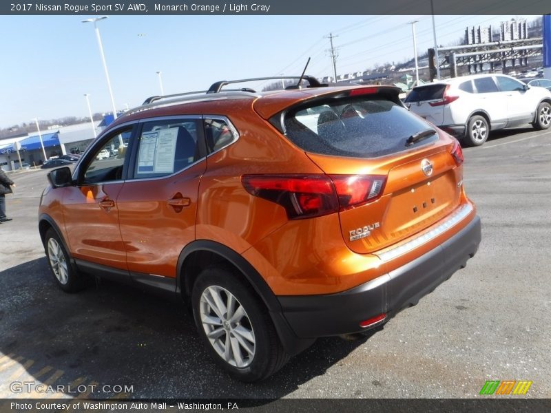 Monarch Orange / Light Gray 2017 Nissan Rogue Sport SV AWD