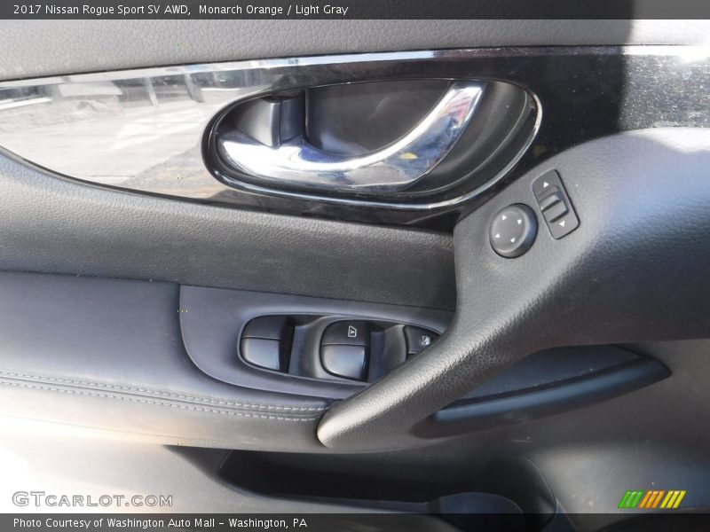 Monarch Orange / Light Gray 2017 Nissan Rogue Sport SV AWD