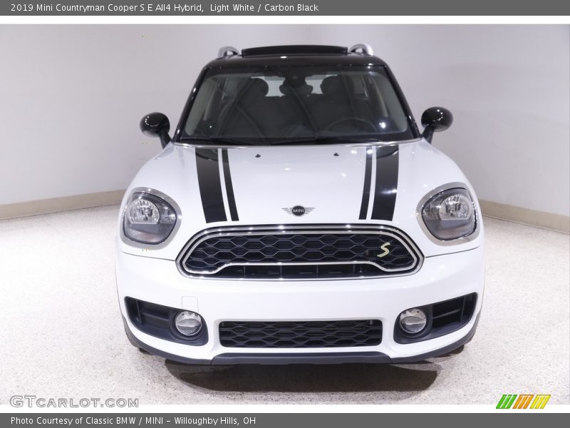 Light White / Carbon Black 2019 Mini Countryman Cooper S E All4 Hybrid