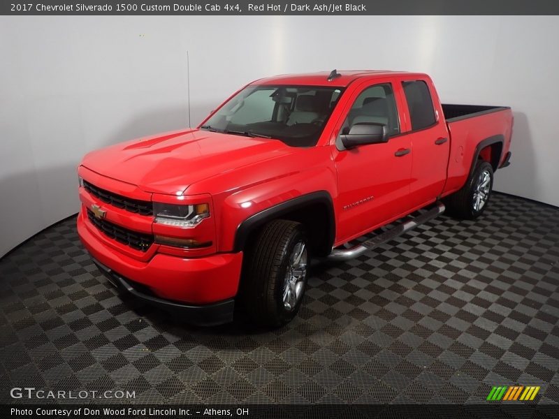 Red Hot / Dark Ash/Jet Black 2017 Chevrolet Silverado 1500 Custom Double Cab 4x4