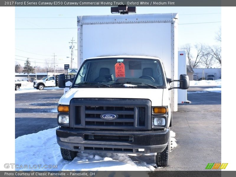 Oxford White / Medium Flint 2017 Ford E Series Cutaway E350 Cutaway Commercial Moving Truck