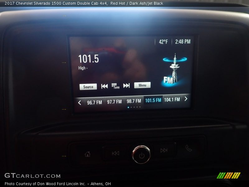 Red Hot / Dark Ash/Jet Black 2017 Chevrolet Silverado 1500 Custom Double Cab 4x4