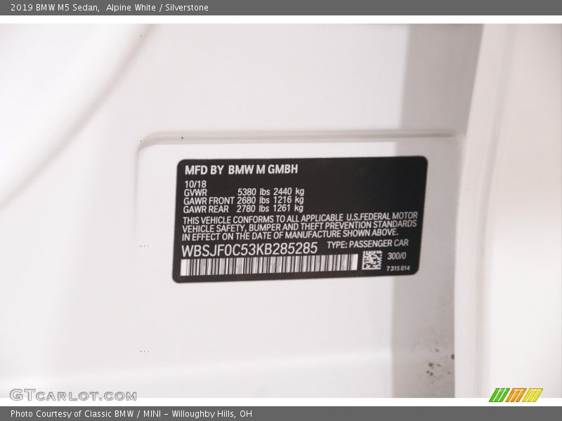 Alpine White / Silverstone 2019 BMW M5 Sedan