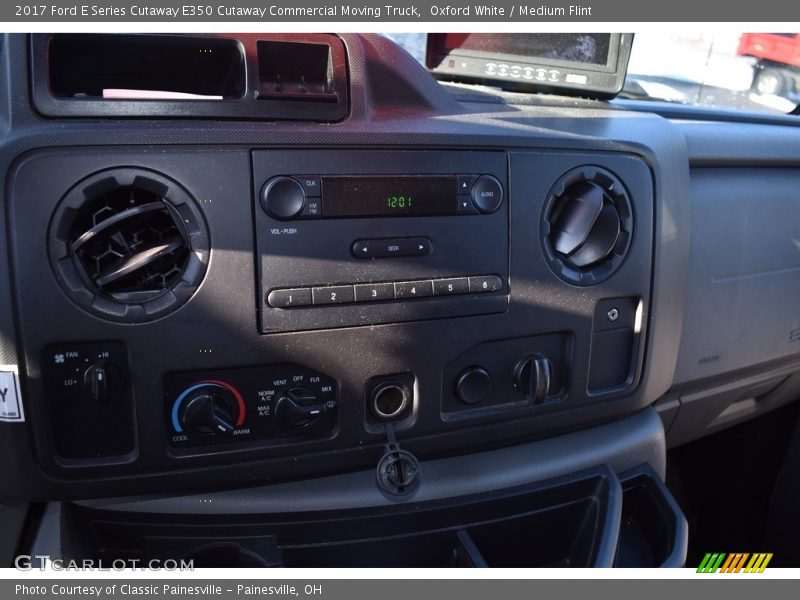 Oxford White / Medium Flint 2017 Ford E Series Cutaway E350 Cutaway Commercial Moving Truck