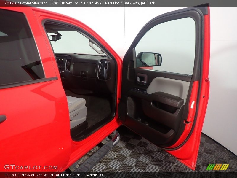 Red Hot / Dark Ash/Jet Black 2017 Chevrolet Silverado 1500 Custom Double Cab 4x4