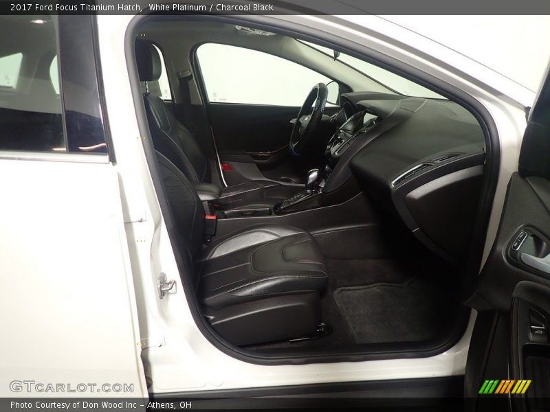 White Platinum / Charcoal Black 2017 Ford Focus Titanium Hatch