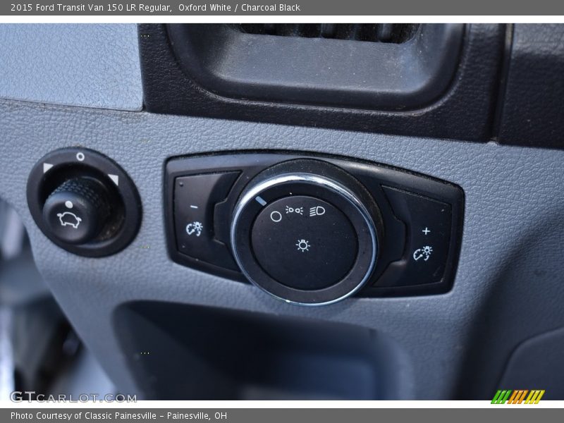 Oxford White / Charcoal Black 2015 Ford Transit Van 150 LR Regular