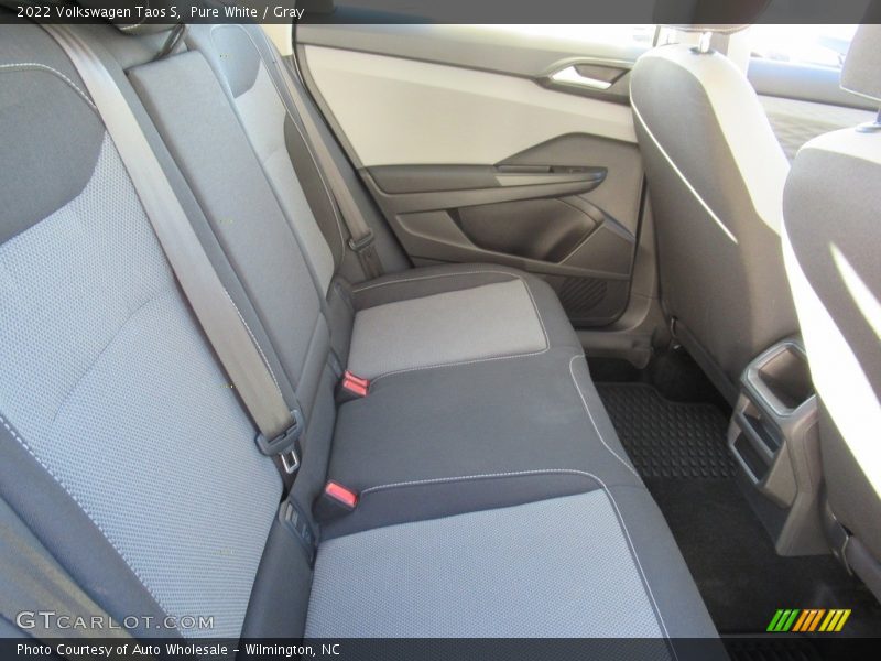 Pure White / Gray 2022 Volkswagen Taos S