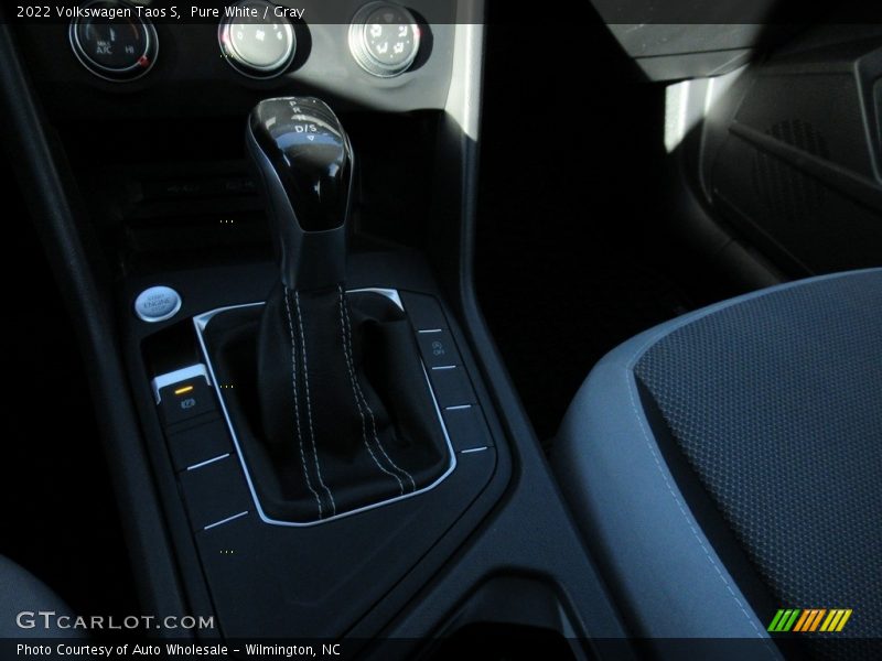 Pure White / Gray 2022 Volkswagen Taos S