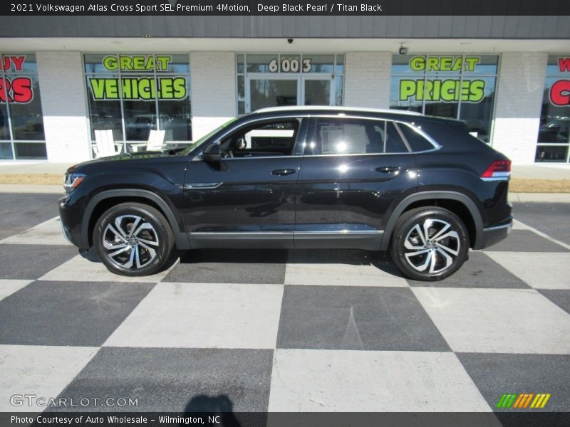 Deep Black Pearl / Titan Black 2021 Volkswagen Atlas Cross Sport SEL Premium 4Motion