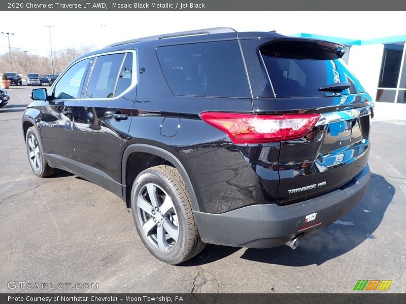 Mosaic Black Metallic / Jet Black 2020 Chevrolet Traverse LT AWD