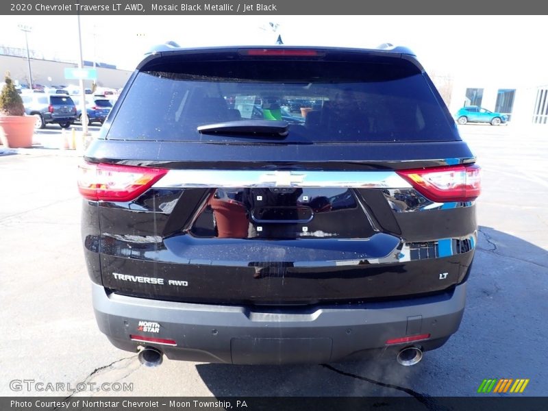 Mosaic Black Metallic / Jet Black 2020 Chevrolet Traverse LT AWD