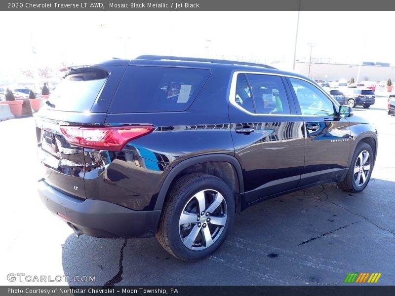 Mosaic Black Metallic / Jet Black 2020 Chevrolet Traverse LT AWD