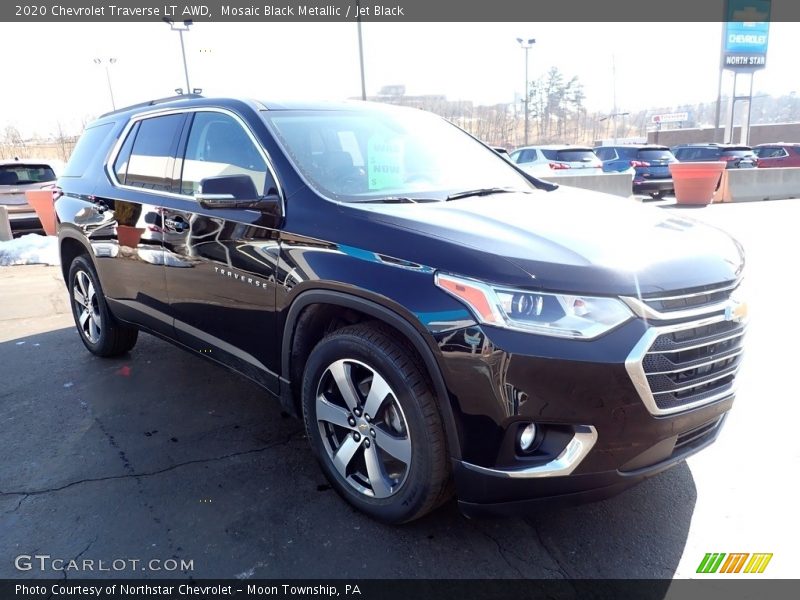 Mosaic Black Metallic / Jet Black 2020 Chevrolet Traverse LT AWD