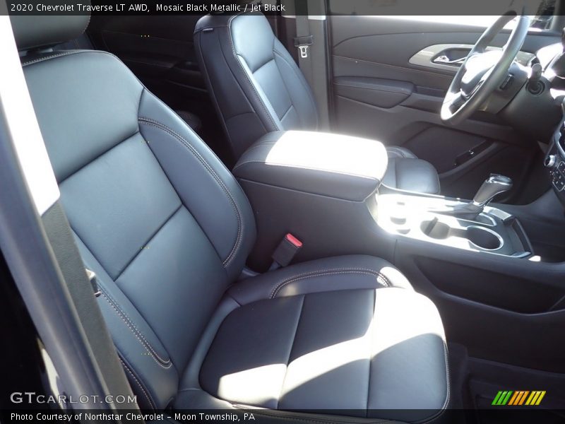 Mosaic Black Metallic / Jet Black 2020 Chevrolet Traverse LT AWD