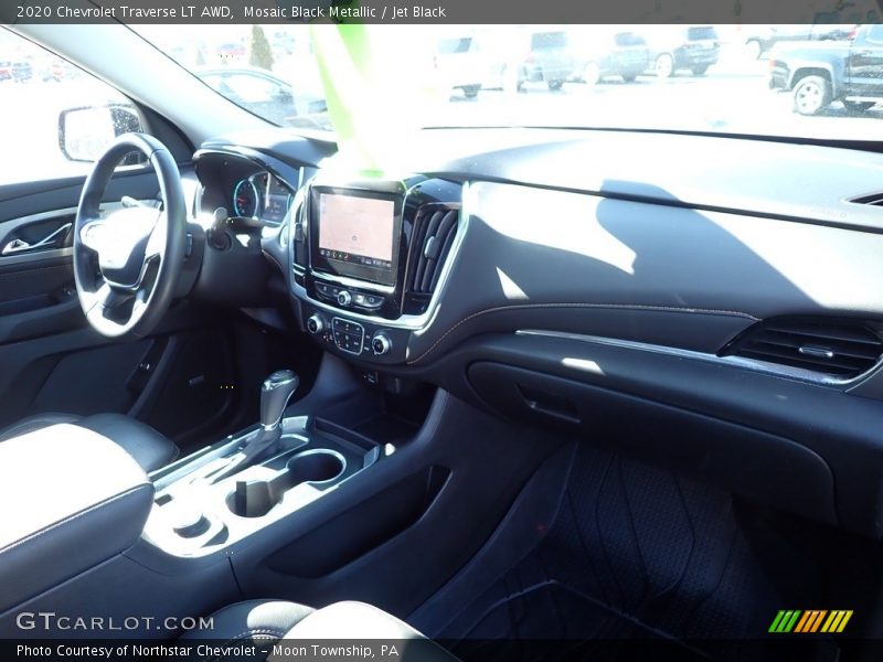 Mosaic Black Metallic / Jet Black 2020 Chevrolet Traverse LT AWD