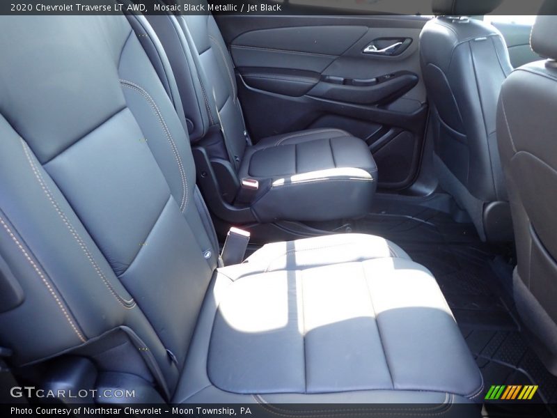 Mosaic Black Metallic / Jet Black 2020 Chevrolet Traverse LT AWD