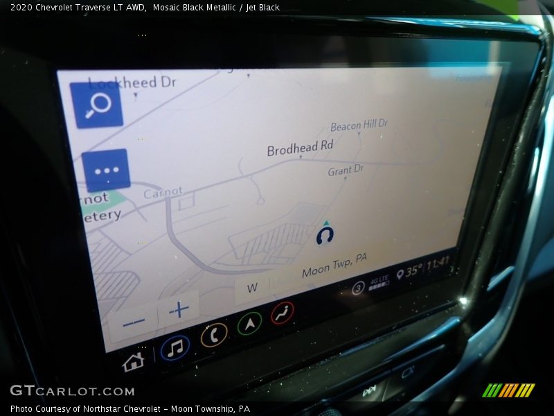 Mosaic Black Metallic / Jet Black 2020 Chevrolet Traverse LT AWD