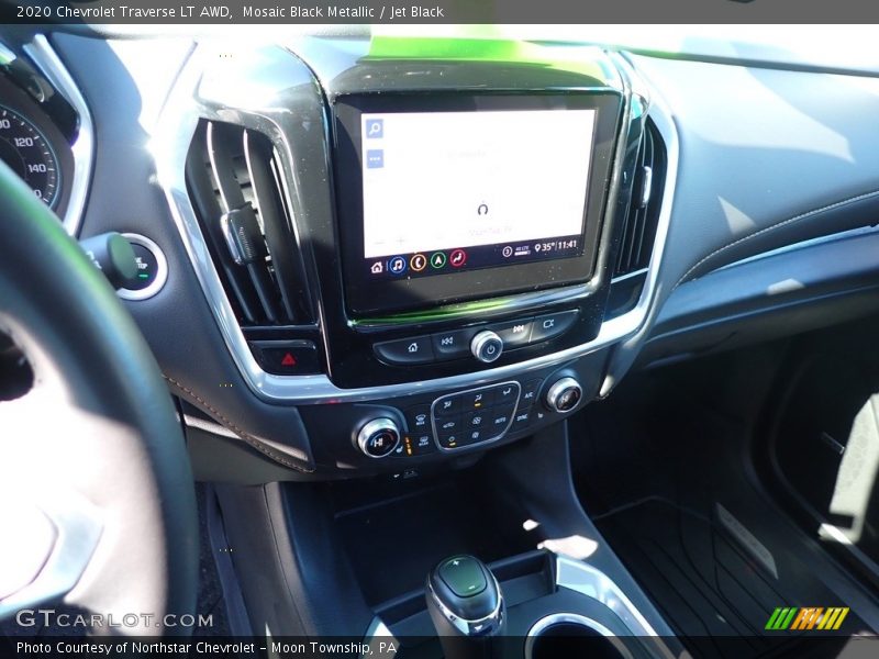 Mosaic Black Metallic / Jet Black 2020 Chevrolet Traverse LT AWD