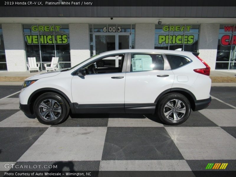 Platinum White Pearl / Ivory 2019 Honda CR-V LX
