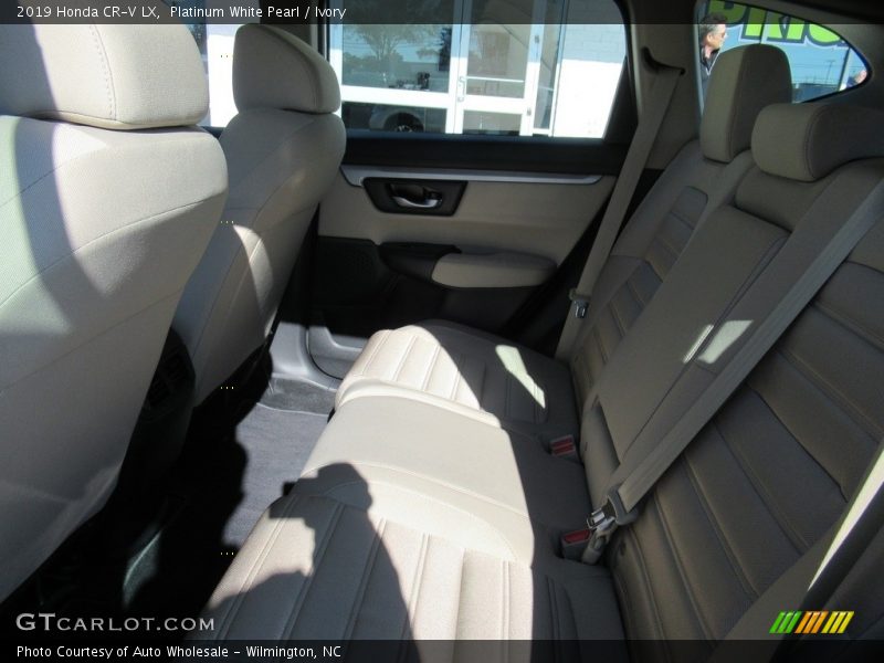 Platinum White Pearl / Ivory 2019 Honda CR-V LX