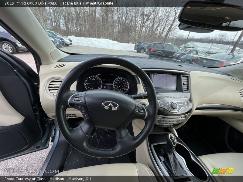 Dashboard of 2019 QX60 Luxe AWD