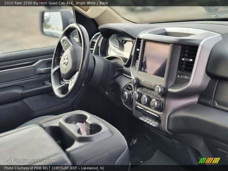 Bright White / Black 2020 Ram 1500 Big Horn Quad Cab 4x4