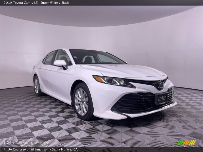 Super White / Black 2019 Toyota Camry LE