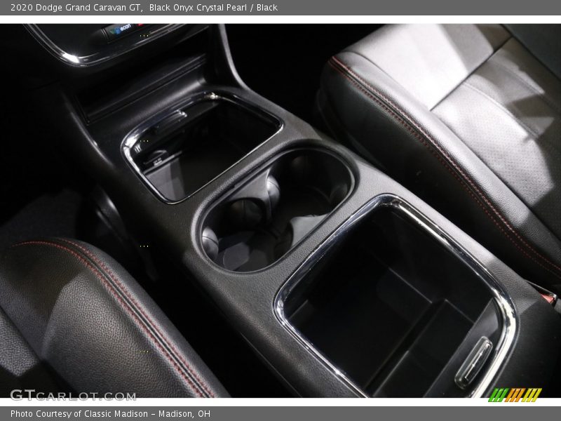 Black Onyx Crystal Pearl / Black 2020 Dodge Grand Caravan GT