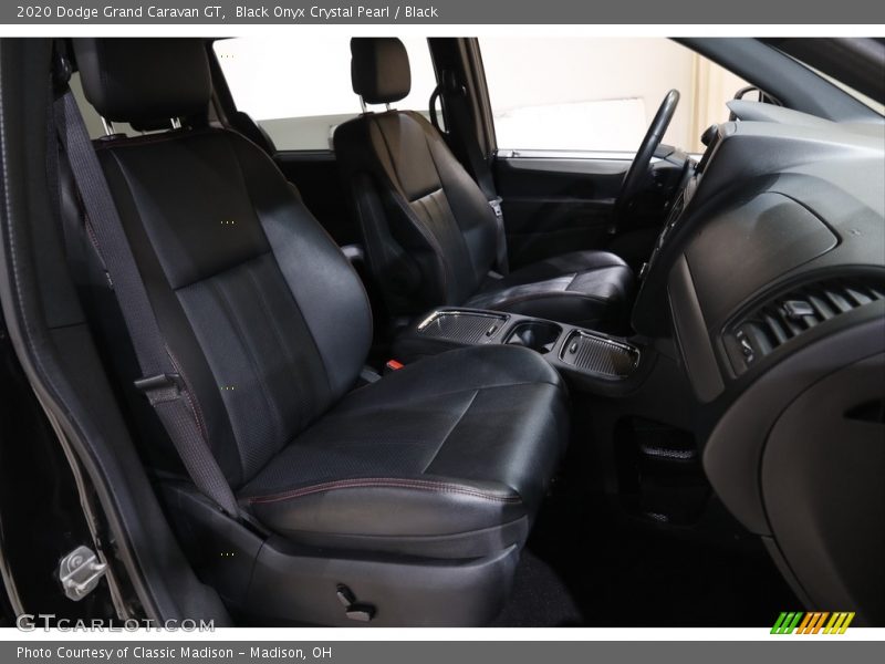 Black Onyx Crystal Pearl / Black 2020 Dodge Grand Caravan GT