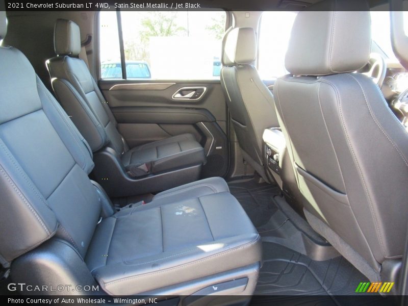 Satin Steel Metallic / Jet Black 2021 Chevrolet Suburban LT 4WD