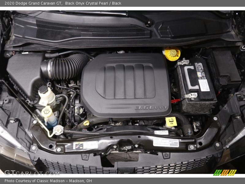 Black Onyx Crystal Pearl / Black 2020 Dodge Grand Caravan GT